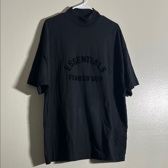 Fear of God Essentials Black T-Shirt - Picture 1 of 7